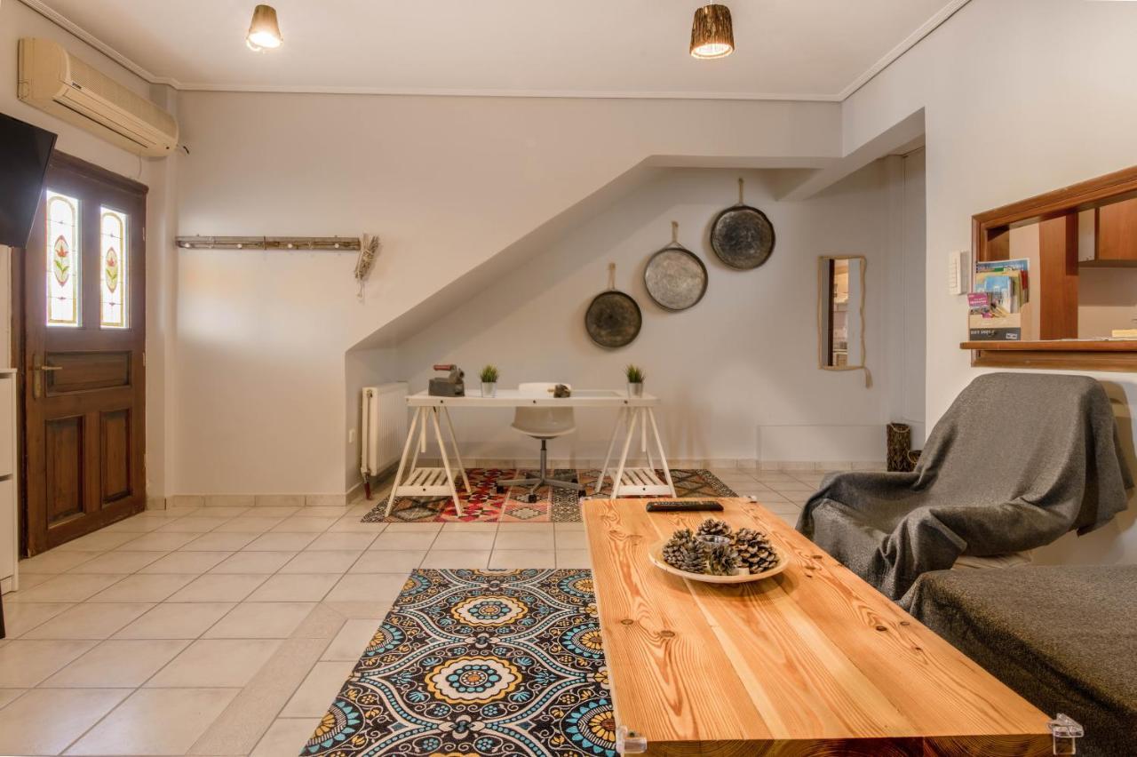 Apartment Varousi.traditional House In Old Town Of 1 *